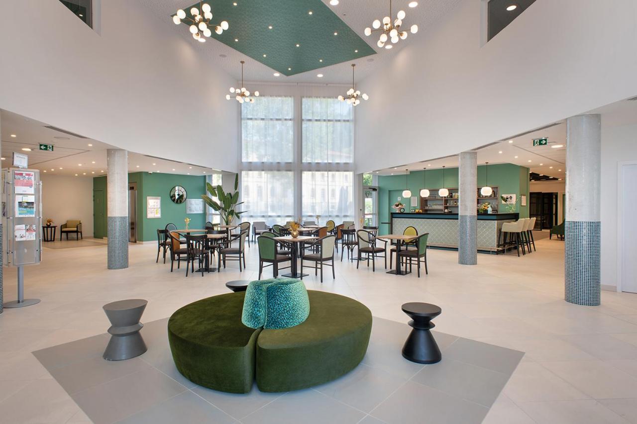 Résidence Services Seniors Domitys Les Eaux Vives Aparthotel